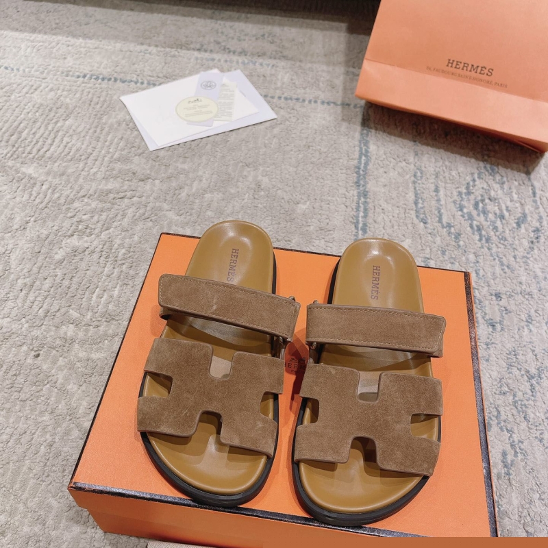 H**mes slippers